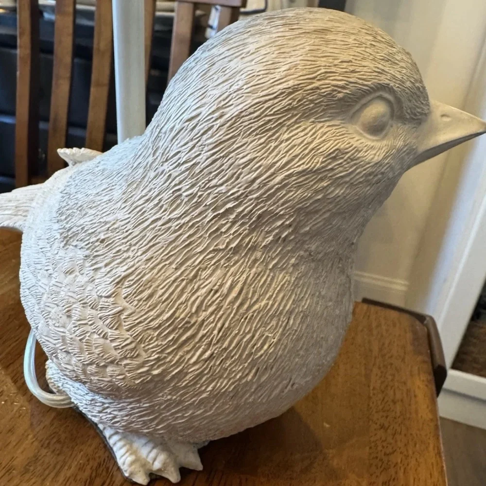 A Homestead Shoppe Classic Country Farmhouse Designed Bird Table Lamp